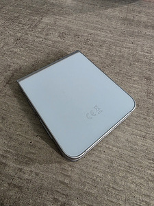 Samsung Galaxy Z Flip6 5G 256GB (3 foto / 4)
