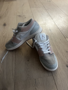 Продам Nike Air Jordan 1 (1 фото из 3)