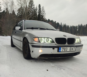 БМВ 318D '03 (3 фото из 6)