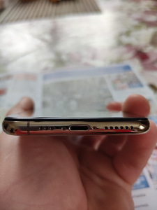 iPhone xs 64 (7 valokuva sivusta 9)