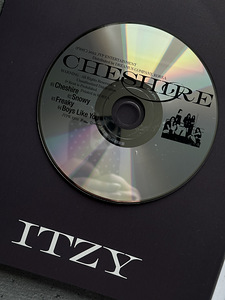 Itzy Cheshire. Kpop (4 foto / 6)