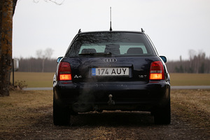Audi A4 1.8T quattro (4 foto / 7)