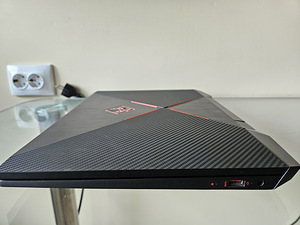 HP Omen 144Hz RTX 2070 i7 9750H 16gb (8 foto / 10)