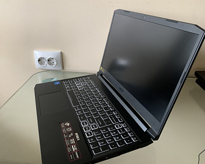 Acer Nitro 5 RTX 3060, i7-11800H, 16 GB (1 foto / 10)