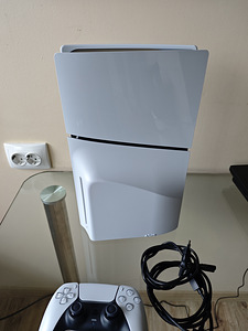 Playstation 5 Slim Disc (2 foto / 5)
