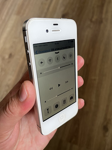 Apple iPhone 4s 32 gb (9 фото из 10)