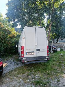 Iveco Daily 2010 XL (2 foto / 3)