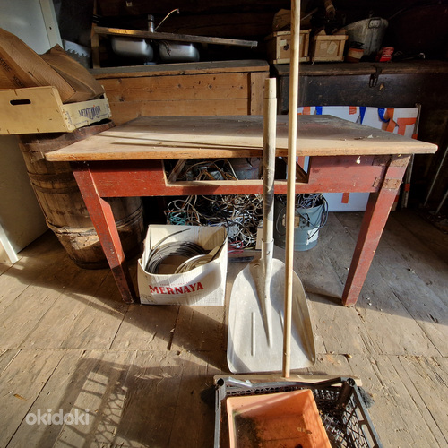 Vana talu söögi laud