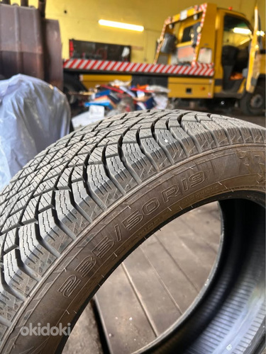 Nokian 235/50 r19