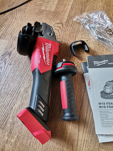 Milwaukee m18fsag125 (1 foto / 3)