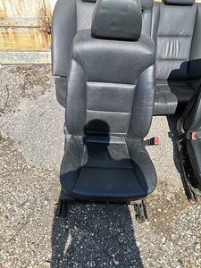 Кожаный салон BMW e60 (2 фото из 8)