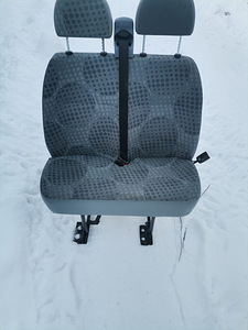 Ford transit сиденье (2 фото из 5)