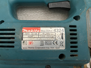Elektrijõhvsaag Makita 4324 (2 foto / 2)
