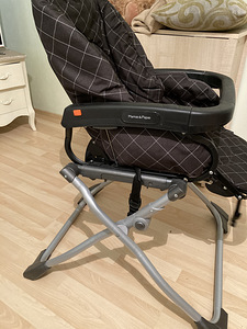Кресло для кормления mamas and papas (2 фото из 2)