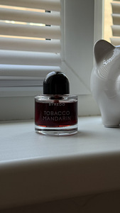 Byredo Tobacco Mandarin (4 foto / 4)