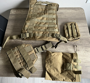 Airsofti taktikaline vest lisadega (2 foto / 4)