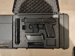 Tokyo Marui MK23 Socom (2 foto / 3)