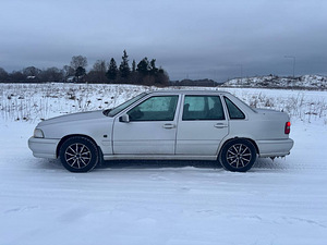 Volvo S70, бензин/газ, автомат (2 фото из 8)