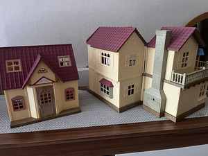 Sylvanian Families maja koos mööbliga (2 foto / 2)