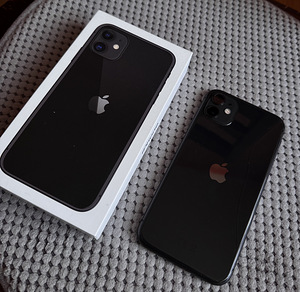 iPhone 11 128GB (2 фото из 5)