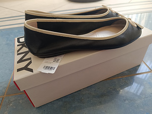 Baleriinad DKNY must (2 foto / 4)