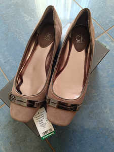 Baleriinad Calvin Klein (1 foto / 3)