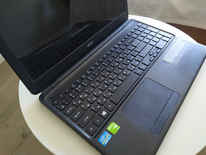 Sülearvuti Acer E1-570G / i3 / Geforce 740m-2Gb (7 foto / 10)