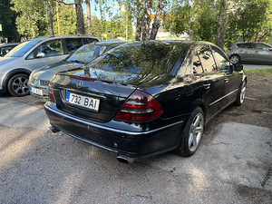 Mercedes-Benz e320 (1 foto / 6)