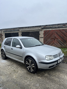 Golf 4 1.4 55kw (1 foto / 5)