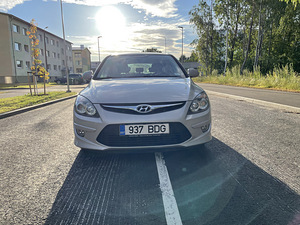 Hyundai i30 1.4 2011a (2 foto / 15)