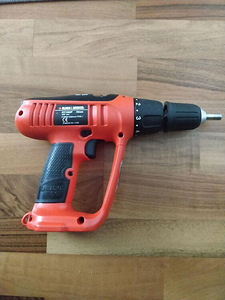 Black and Decker KC1282F akutrell