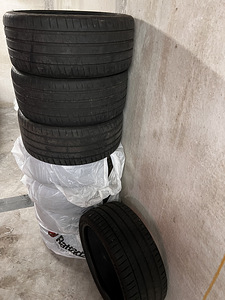 Michelin Pilot Sport 265/35 21 (5 foto / 6)