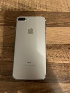 iPhone 7plus 128gb (3 фото из 3)