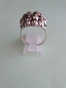 Серебряное кольцо (2 фото из 3)