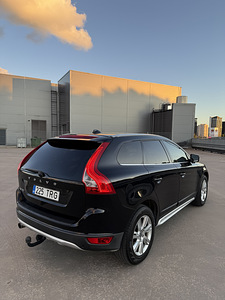 Volvo XC60 2.4 (3 фото из 15)