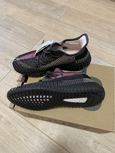 UUS! Adidas Yeezy Boost 350v2 (3 foto / 4)