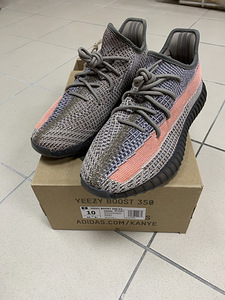 UUS! Yeezy boost 350v2 (44) (1 foto / 4)