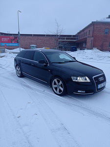 Audi A6 2009 Quatro S-line (2 foto / 11)