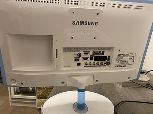 Монитор samsung t24d391ew (2 фото из 3)