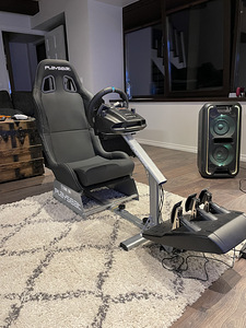 Playseat + G29 PS3 PS4 PS5 PC (1 foto / 2)