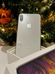 iPhone XS MAX 256GB (2 foto / 3)