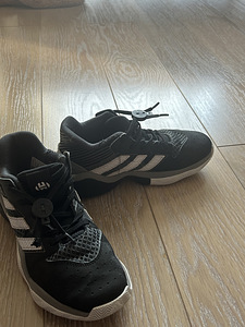 Adidas Basketball (6 foto / 8)