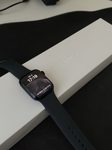 Apple Watch series 8 41mm (2 foto / 5)