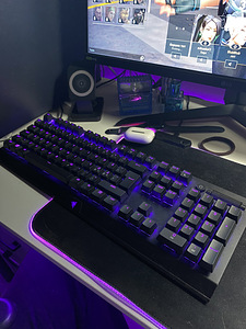 Razer BlackWidow V3 (2 фото из 3)