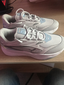 Новые кроссовки Puma (7 фото из 8)