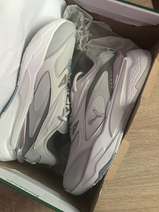 Новые кроссовки Puma (8 фото из 8)
