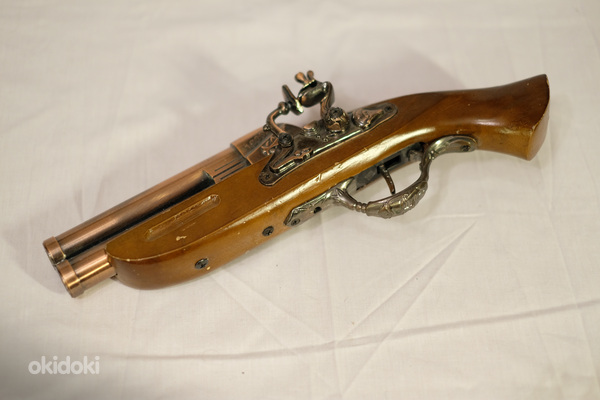 Зажигалка-пистолет, Püssi tulemasin, Gun lighter (фото #1)