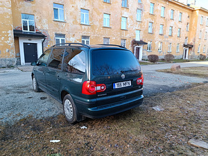 Volkswagen sharan. (14 foto / 15)