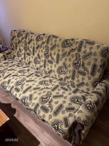 Диван - кровать, 2 кресла и пуфик (фото #1)