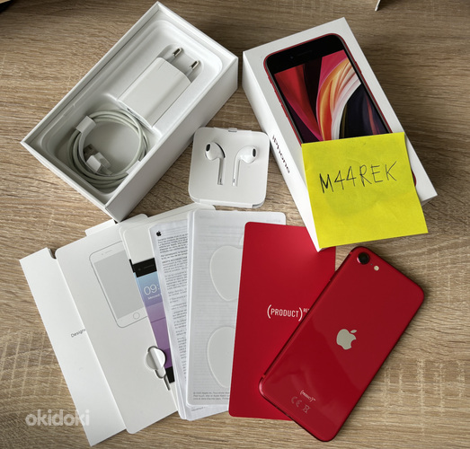 iPhone SE 2020 Красный 64 ГБ (фото #2)